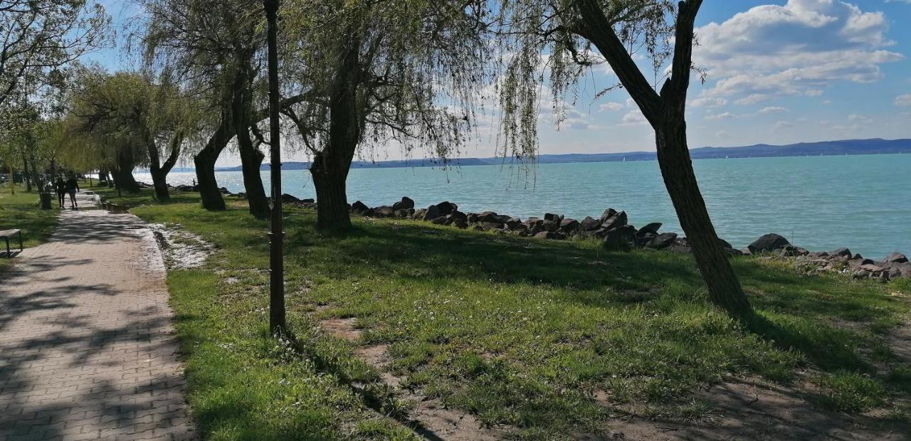 Vandus Apartman Siófok Exterior foto